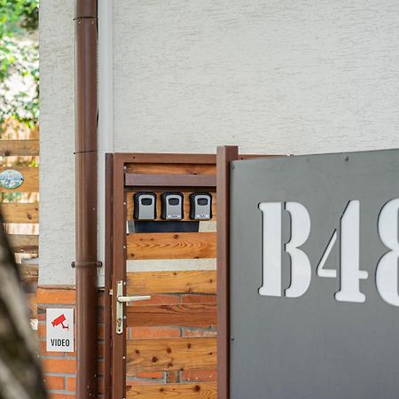 B48 Gardenhouse - A Zoeldben Kenyelmesen Villa Törökbálint Exteriör bild