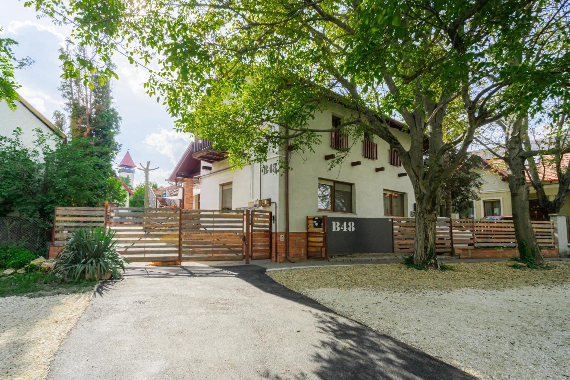 B48 Gardenhouse - A Zoeldben Kenyelmesen Villa Törökbálint Exteriör bild